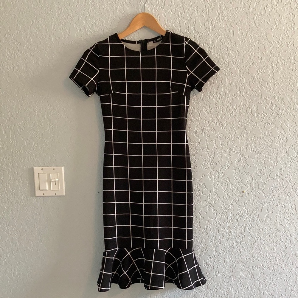 Modest plaid black fit and flare knee length dress